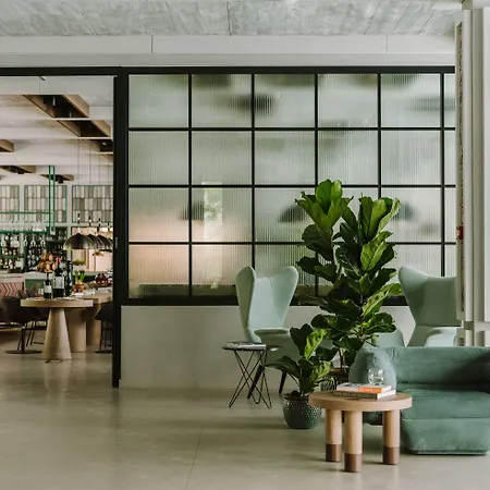 Puro Centrum 4* ורשה