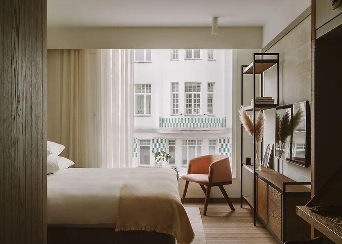 Puro Centrum מלון 4*