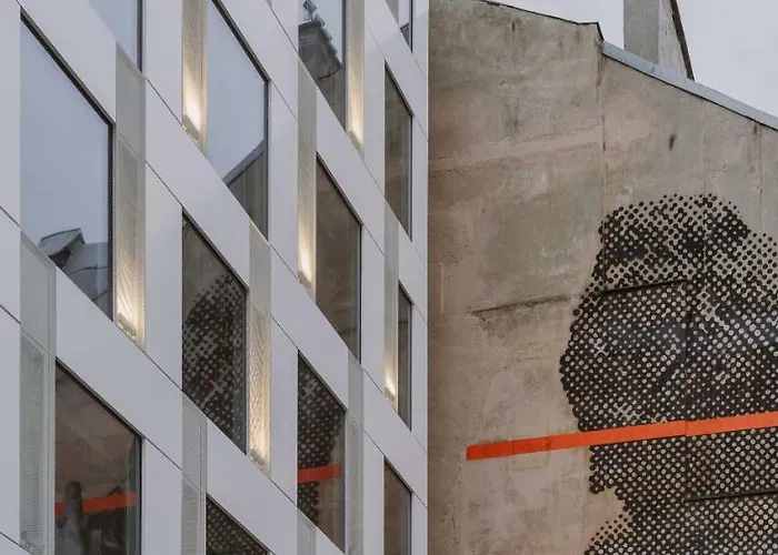 Puro Centrum מלון 4*